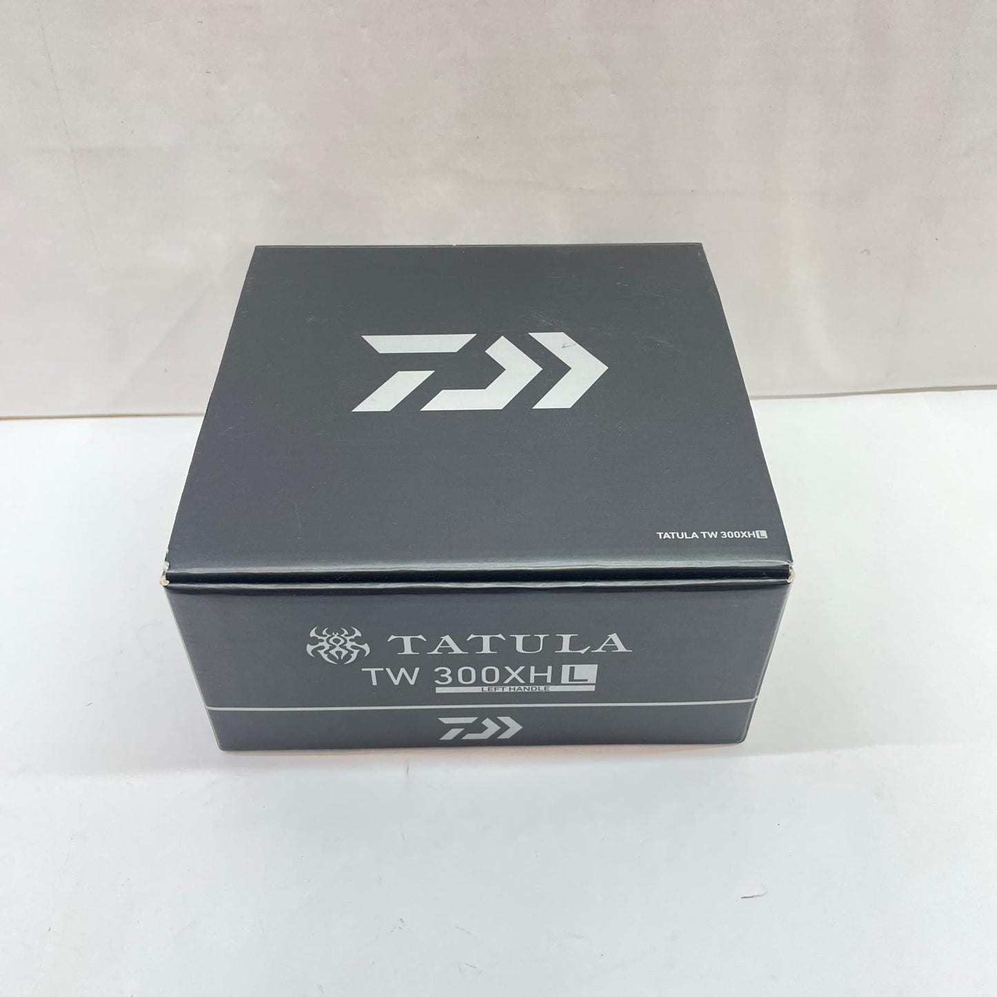 【フィッシング/釣り/釣具/リール】 【ベイトリール/左ハンドル】Daiwa | ダイワ 21タトゥーラTW300XHL 00630106【瀬戸大橋店】