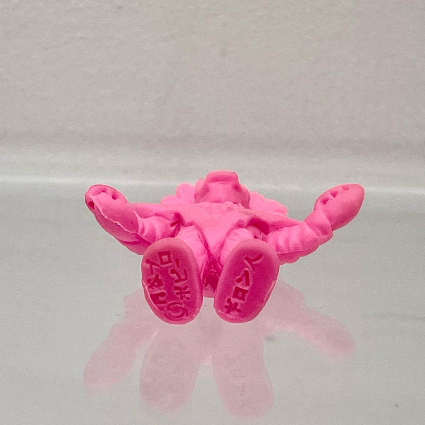 おもちゃ・玩具 ポピー 怪獣消しゴム 8弾7期 ギロン人 ピンク色 ウルトラ怪獣消しゴム ウルトラマン怪獣300点シリーズ 【レトロ】【尾張小牧店】