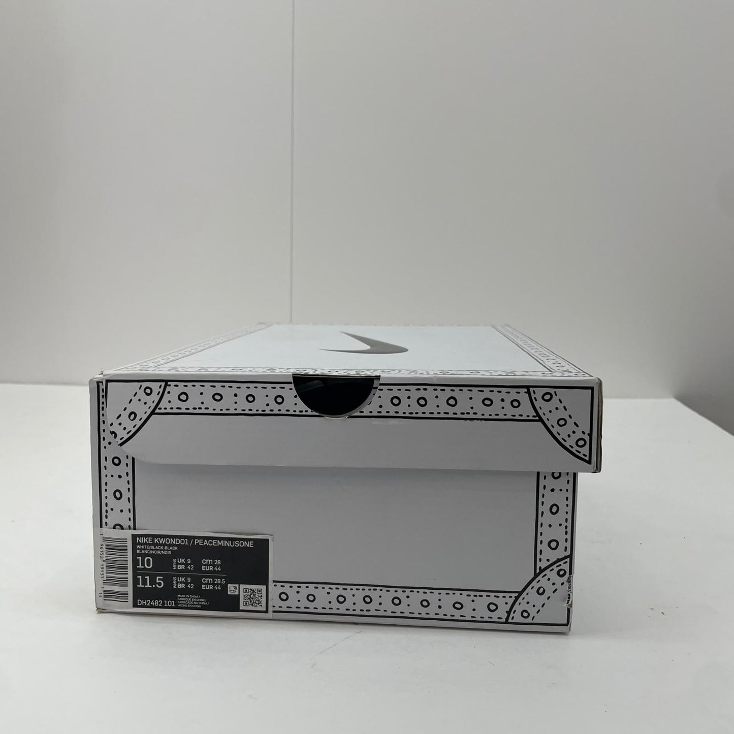 【中古】NIKE | ナイキ KWONDO 1/PEACEMINUSONE スニーカー 28.0cm DH2482-101 ブラック【尾張小牧店】