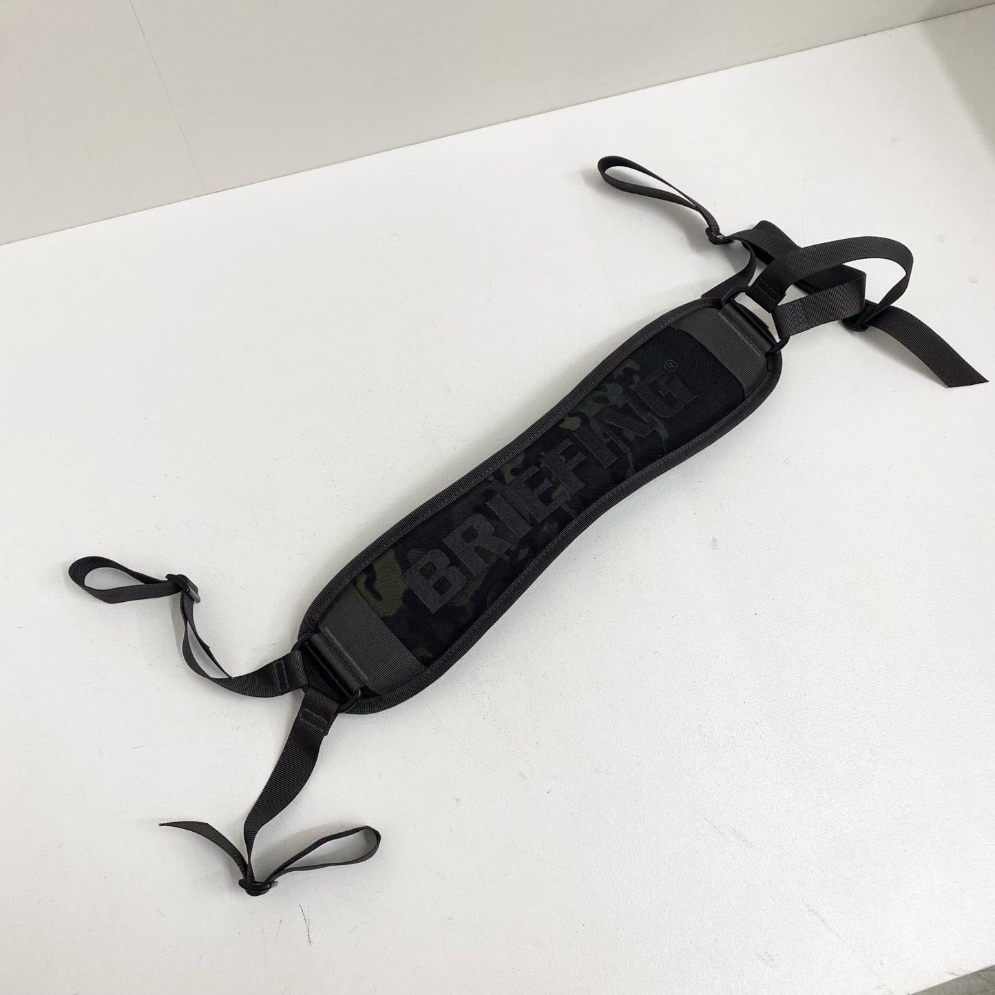 【ゴルフ用品】 BRIEFING | ブリーフィング グリーンカモ CR-4 スタンドキャディバッグショルダー・フード付属【加古川店】