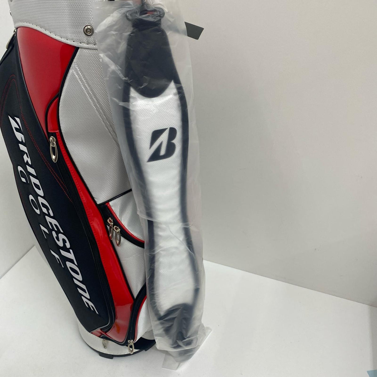 【ゴルフ用品】 BRIDGESTONE | ブリヂストン BRIDGESTONE キャディバッグ CBG21Y 軽量キャディバッグ タグ付き フード有【加古川店】
