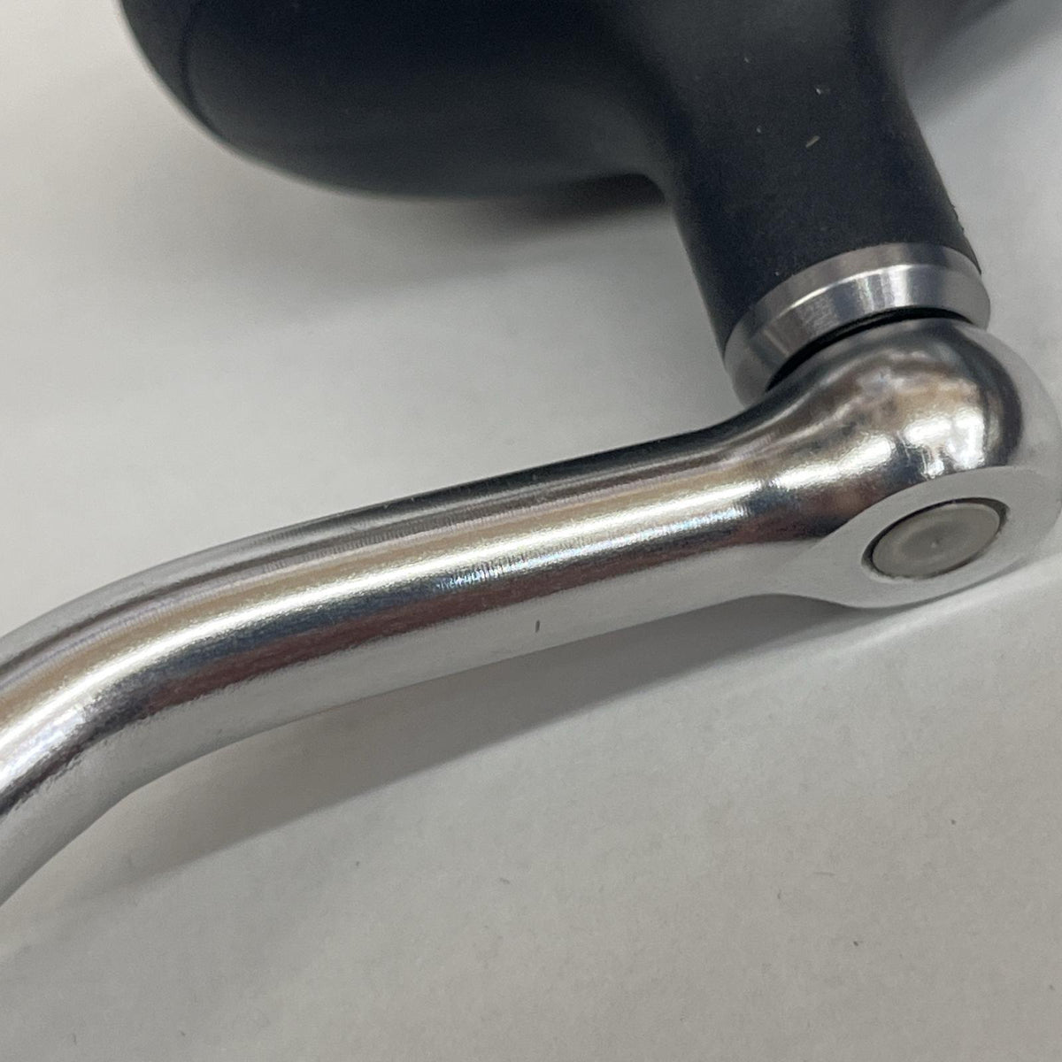 【フィッシング/釣り/釣具/リール】SHIMANO | シマノ 21 ツインパワーSW 8000/10000 HG 純正ハンドル 左用【加古川店】
