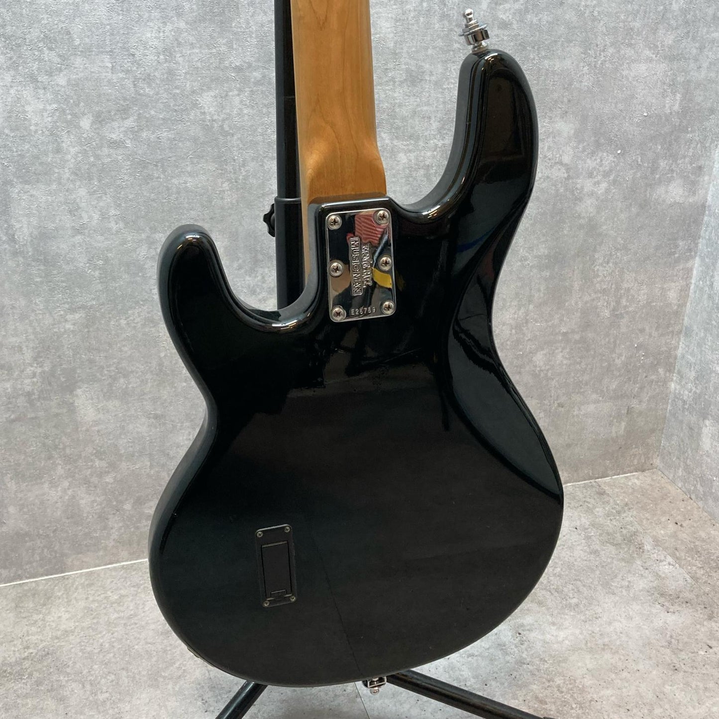 MUSIC MAN | ミュージックマン 楽器 Stingray EX 日本製【三重本店】