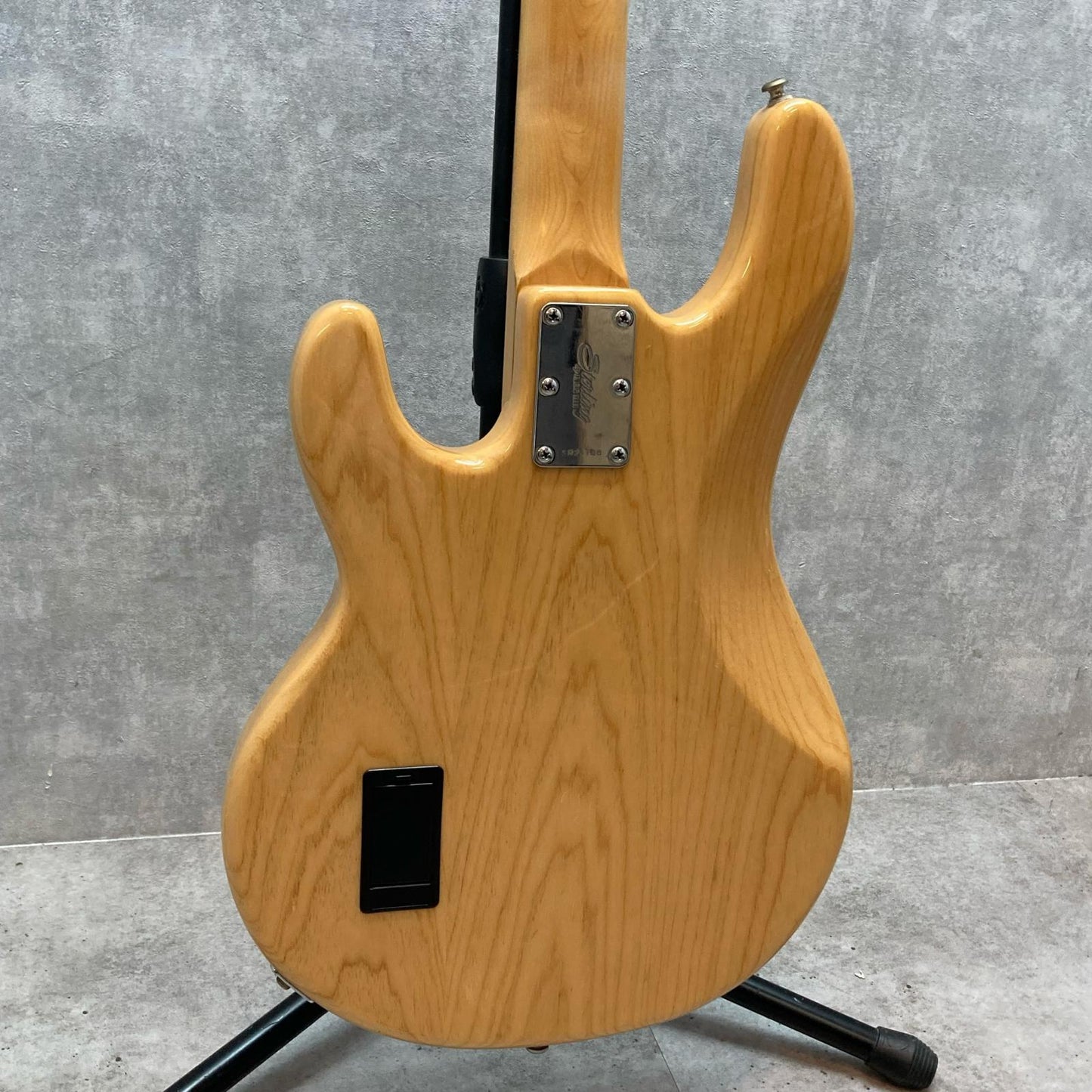 Sterling by MUSIC MAN | スターリングバイミュジックマン 楽器 Ray34【三重本店】