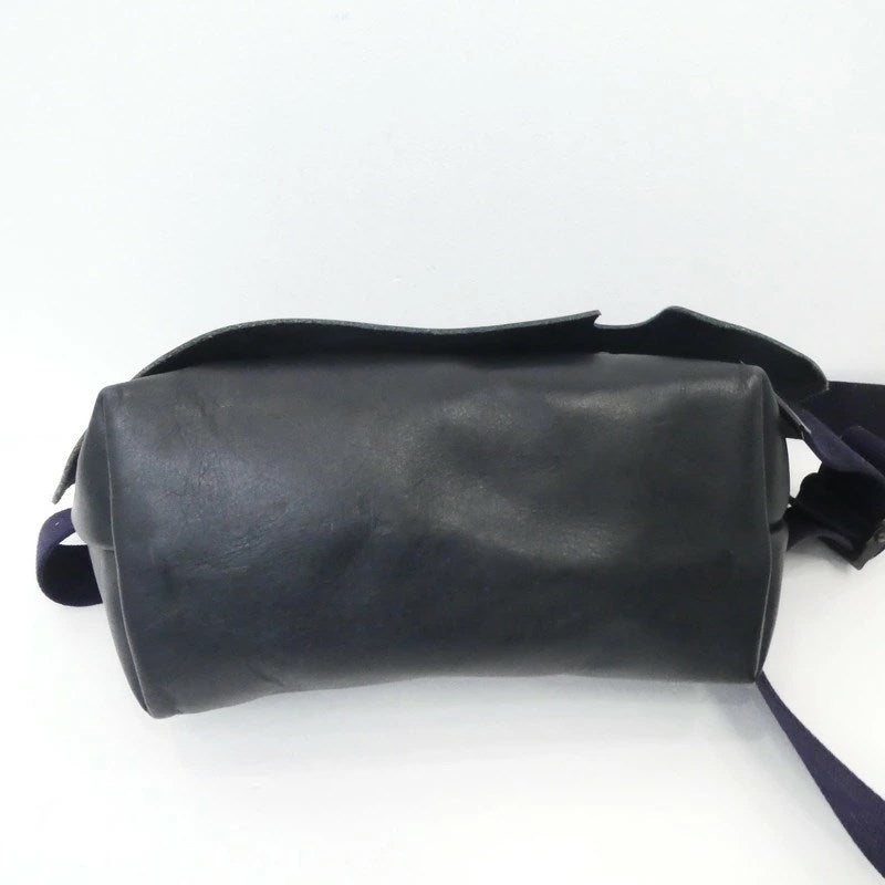 【中古】 MESSENGER BAG (XS) メッセンジャーバッグ ネイビー