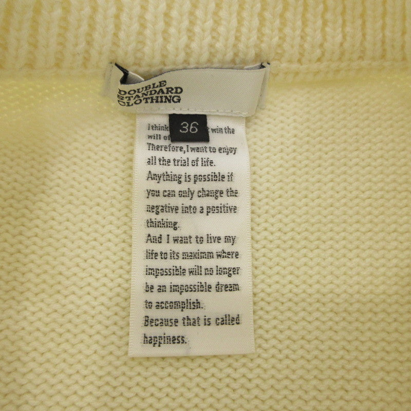 【中古】DOUBLE STANDARD CLOTHING | ダブルスタンダードクロージング レタードショルダーボタンニット セーター 0209-080-204 ホワイト サイズ:36