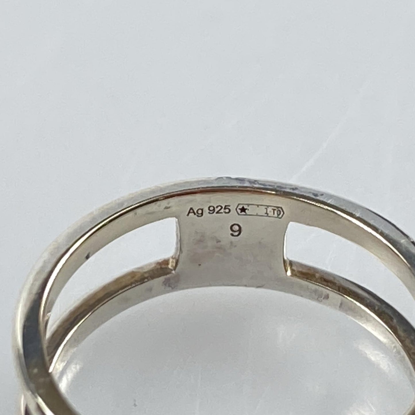 【中古】GUCCI | グッチ インターロッキングGスリムオープンバンド リング・指輪 298036