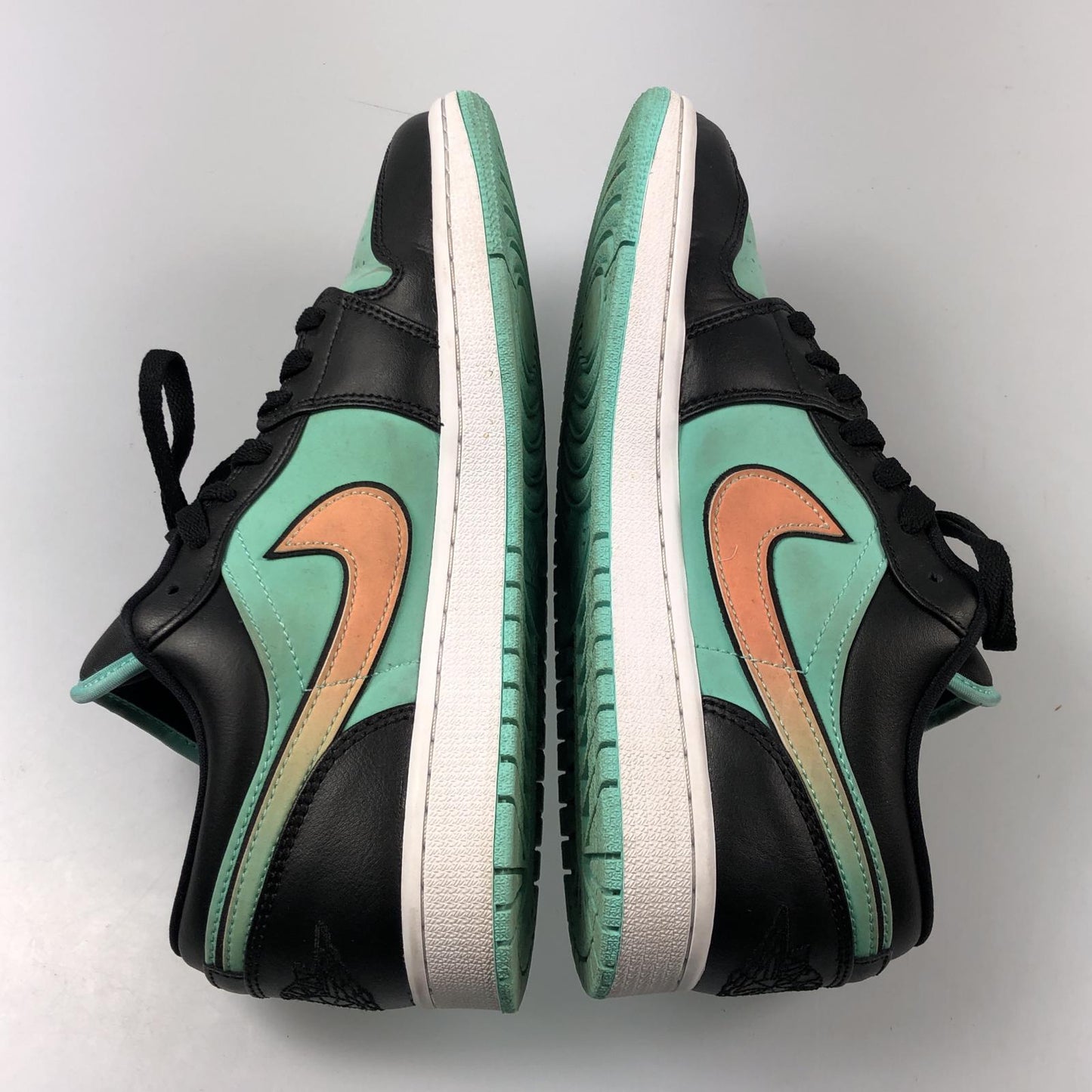 【中古】NIKE | ナイキ AIR JORDAN 1 LOW SE TROPICAL TWIST スニーカー CK3022-301 ライトグリーン 27cm