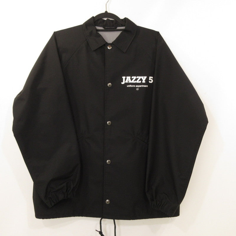 【中古】uniform experiment | ユニフォームエクスペリメント FRAGMENT JAZZY 5 COACH JACKET その他アウター UE-23000 ブラック サイズ:1