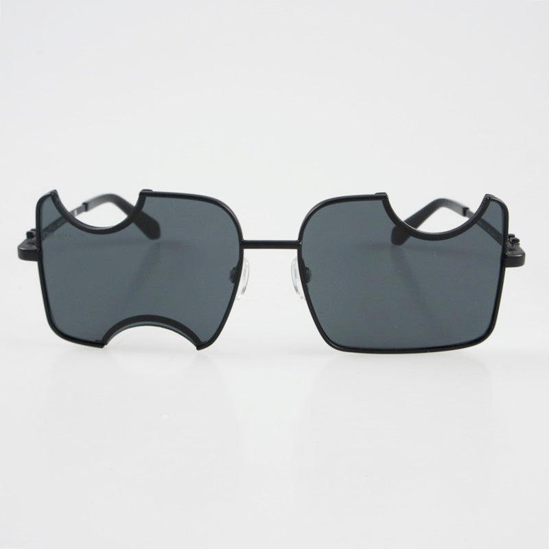 【中古】OFF-WHITE | オフホワイト Salvador サングラス OERI046F22MET0011007 ブラック