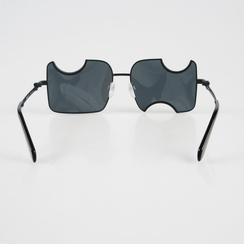 【中古】OFF-WHITE | オフホワイト Salvador サングラス OERI046F22MET0011007 ブラック