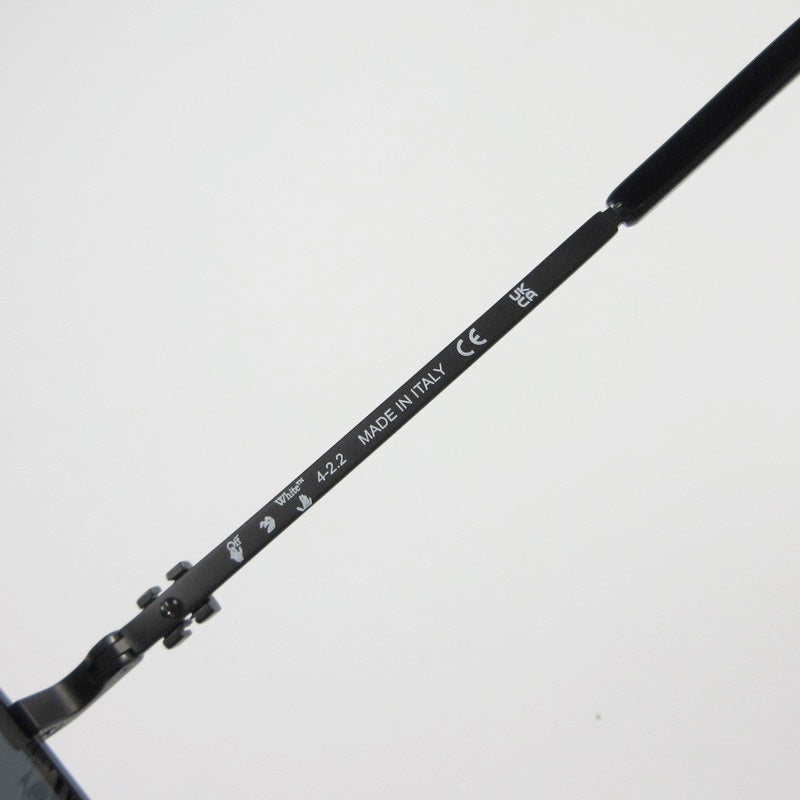 【中古】OFF-WHITE | オフホワイト Salvador サングラス OERI046F22MET0011007 ブラック