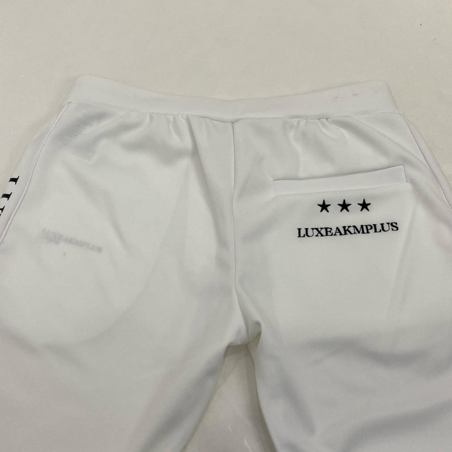 【中古】AKM(志風音) | エーケーエムシフォン JERSEY TRACK SHORT PANTS ショートパンツ LAB-23022 2023S/S ホワイト サイズ:L