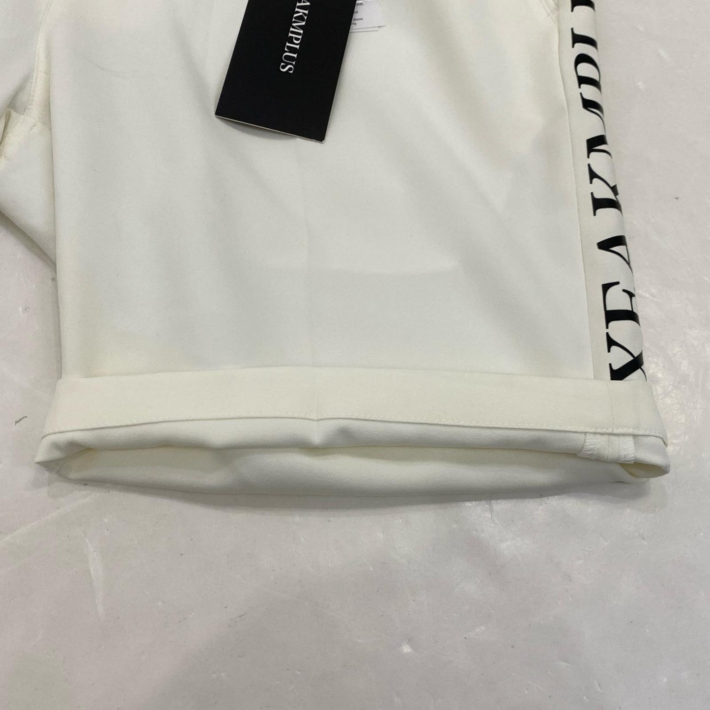 【中古】AKM(志風音) | エーケーエムシフォン BASIC LOGO SHORT PANTS ショートパンツ LAB-23008 2023S/S ホワイト サイズ:M
