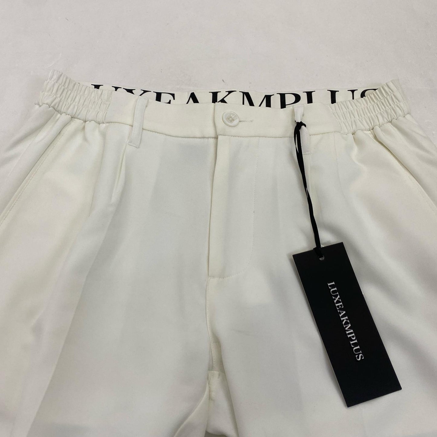 【中古】AKM(志風音) | エーケーエムシフォン BASIC LOGO SHORT PANTS ショートパンツ LAB-23008 2023S/S ホワイト サイズ:M