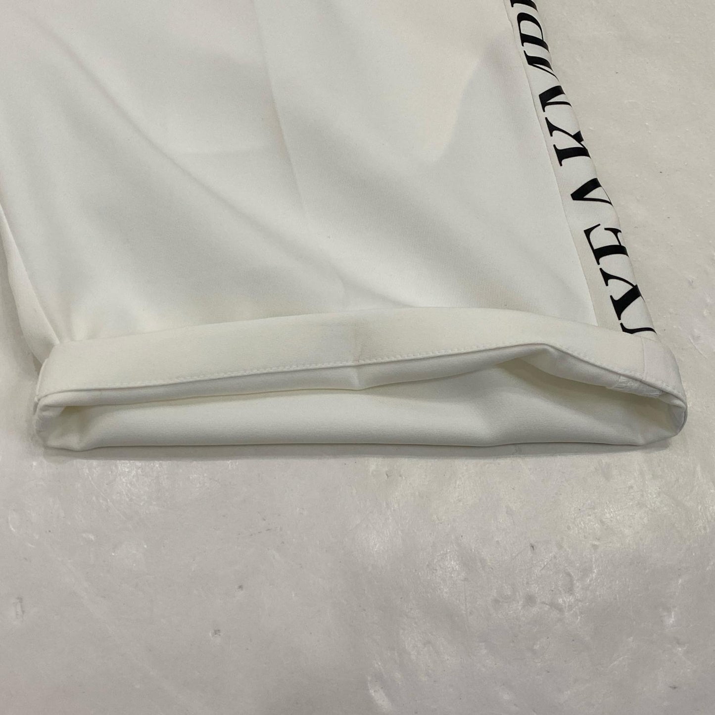 【中古】AKM(志風音) | エーケーエムシフォン BASIC LOGO SHORT PANTS ショートパンツ LAB-23008 2023S/S ホワイト サイズ:L