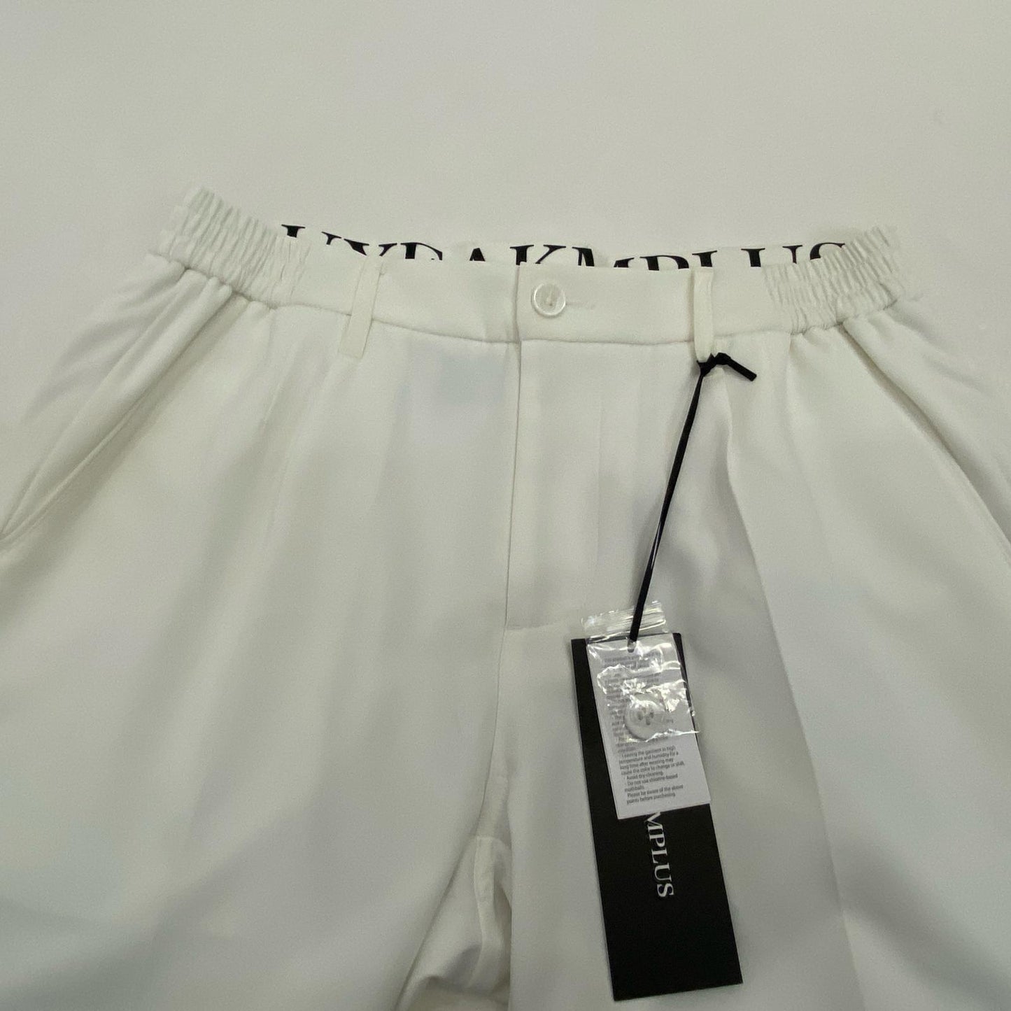 【中古】AKM(志風音) | エーケーエムシフォン BASIC LOGO SHORT PANTS ショートパンツ LAB-23008 2023S/S ホワイト サイズ:L