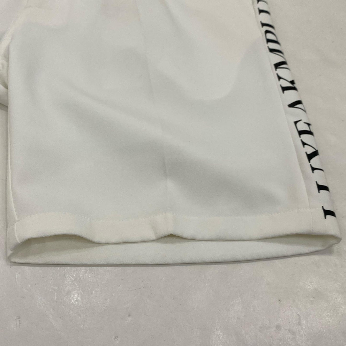 【中古】AKM(志風音) | エーケーエムシフォン BASIC LOGO SHORT PANTS ショートパンツ LAB-23008 2023S/S ホワイト サイズ:L