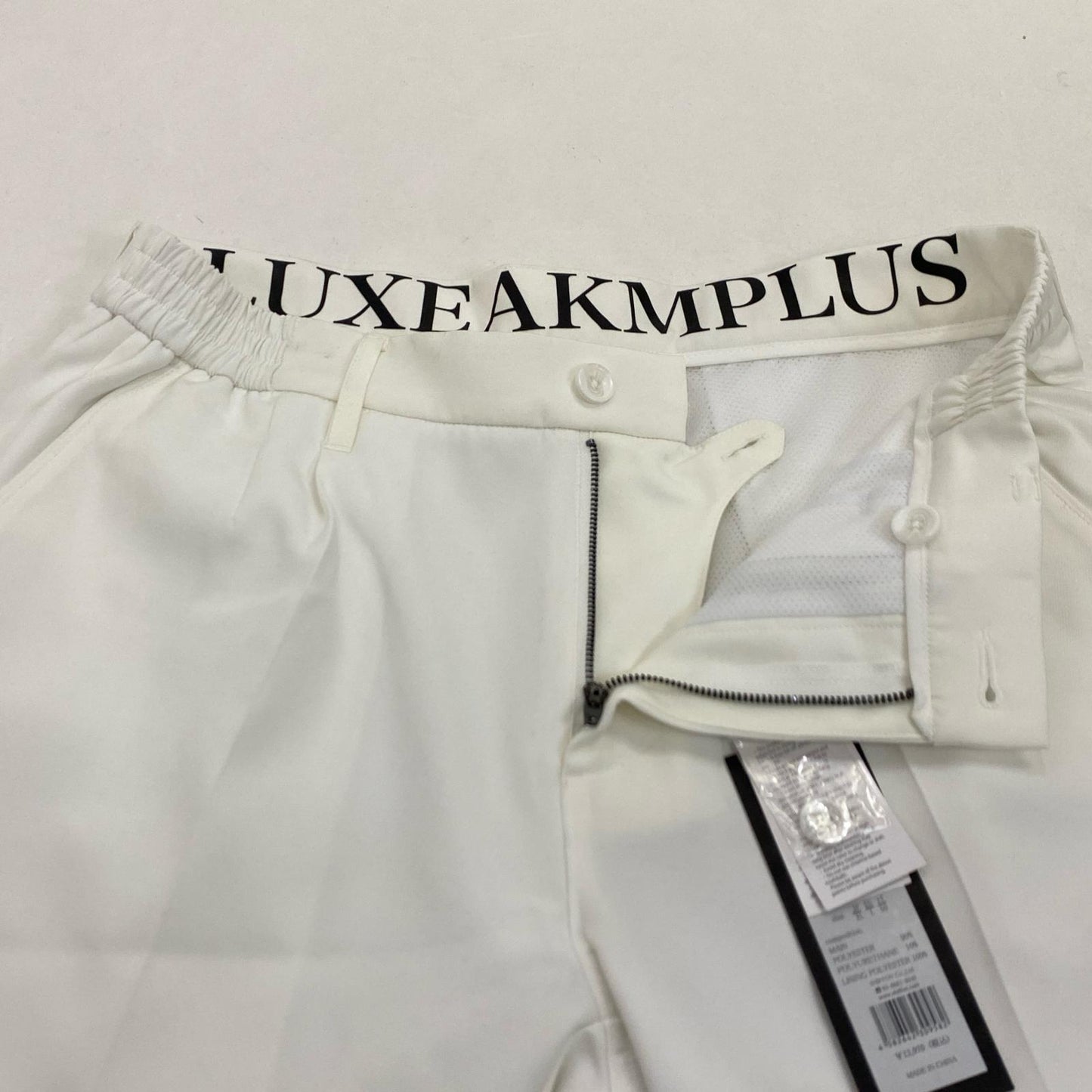 【中古】AKM(志風音) | エーケーエムシフォン BASIC LOGO SHORT PANTS ショートパンツ LAB-23008 2023S/S ホワイト サイズ:XL