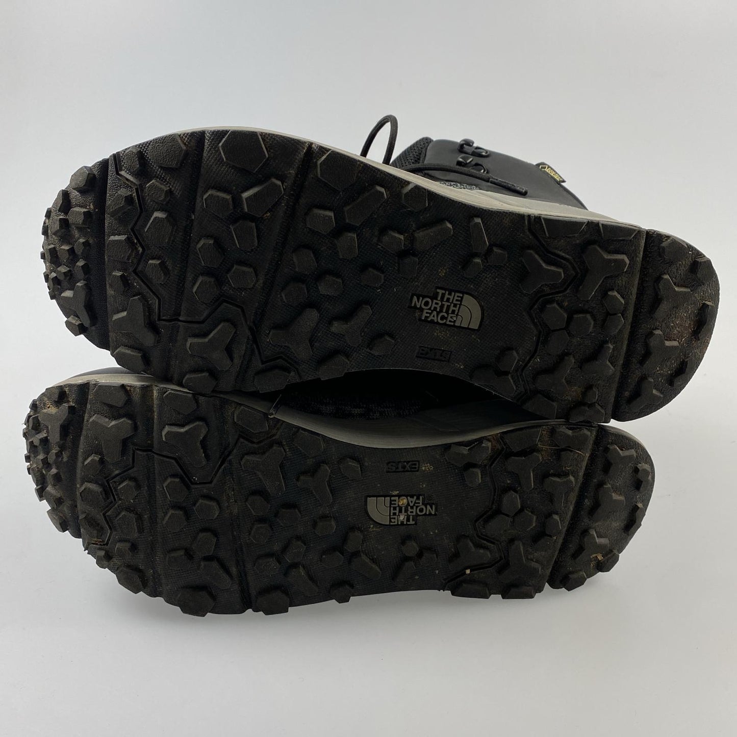 【中古】THE NORTH FACE | ザ・ノースフェイス SHAVED HIKER MID GORE-TEX スニーカー NF51930 ブラック 28cm