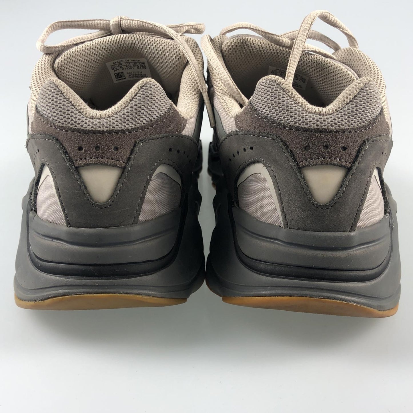 【中古】adidas | アディダス YEEZY BOOST 700 V2 スニーカー FU7914 グレー 27.5cm