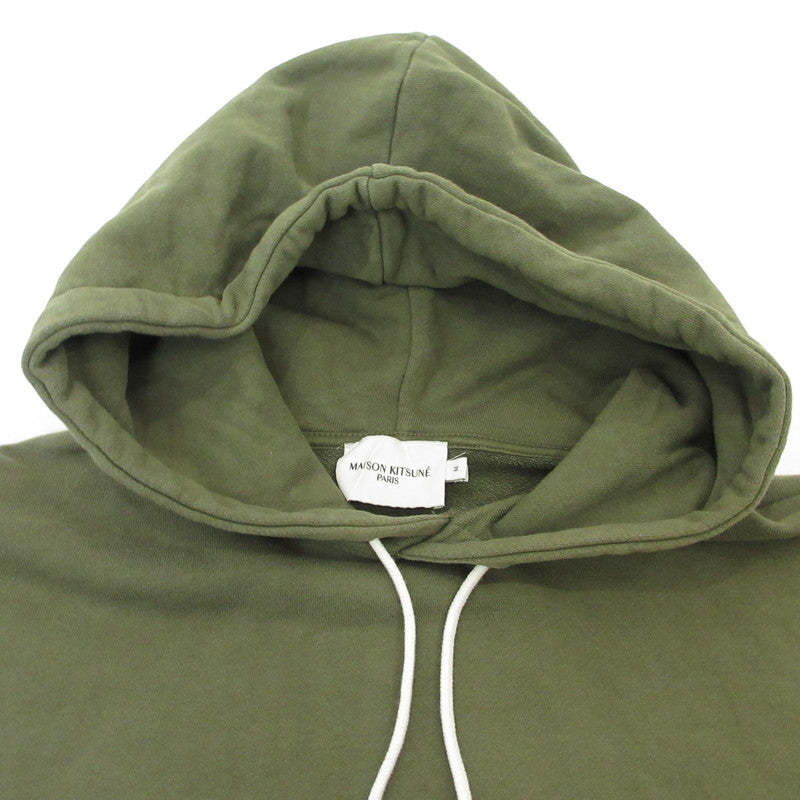 【中古】MAISON KITSUNE | メゾンキツネ GREY FOX HEAD PATCH CLASSIC HOODIE パーカー JM00312KM0001 グリーン サイズ:M