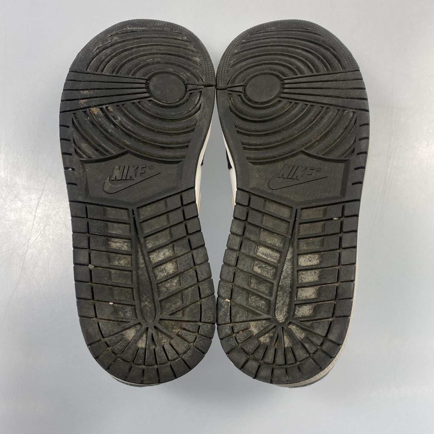 【中古】NIKE | ナイキ AIR JORDAN 1 LOW スニーカー 553558-040 ブラック 28cm