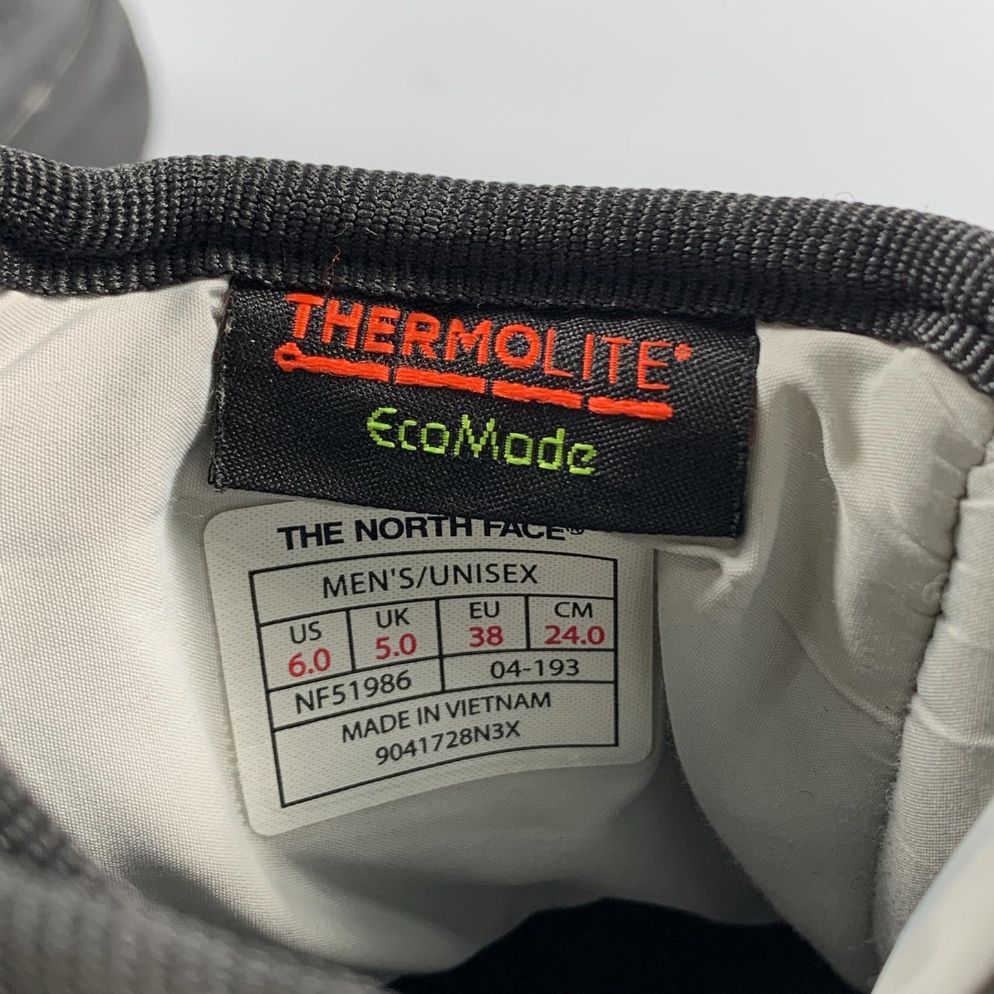 【中古】THE NORTH FACE | ザ・ノースフェイス NSE TRACTION LITE V WP CHUKKA ブーツ NF51986 グレー 24cm