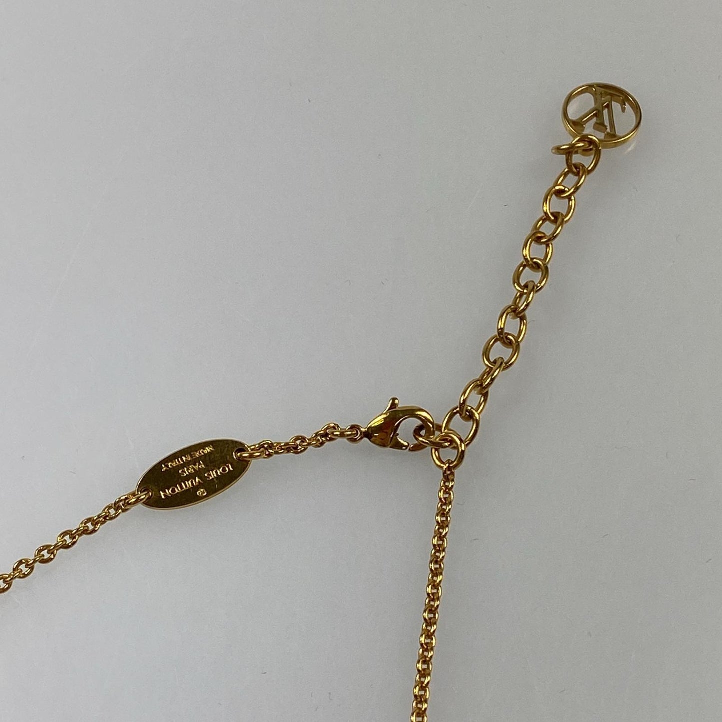 【中古】LOUIS VUITTON | ルイ・ヴィトン エセンシャルV ネックレス M61083