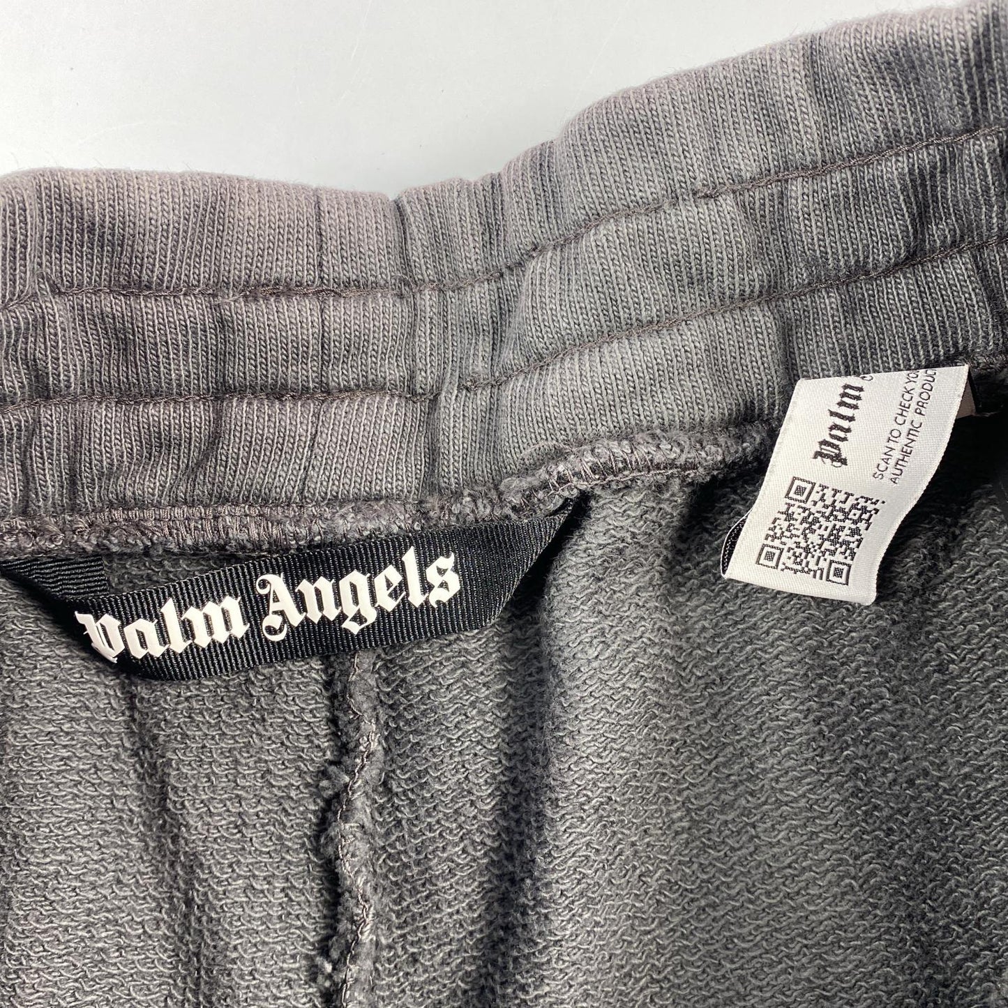【中古】Palm Angels | パームエンジェルス Bermuda In Felpa ショートパンツ PMCI010S24FLE003 国内正規品 グレー サイズ:XS