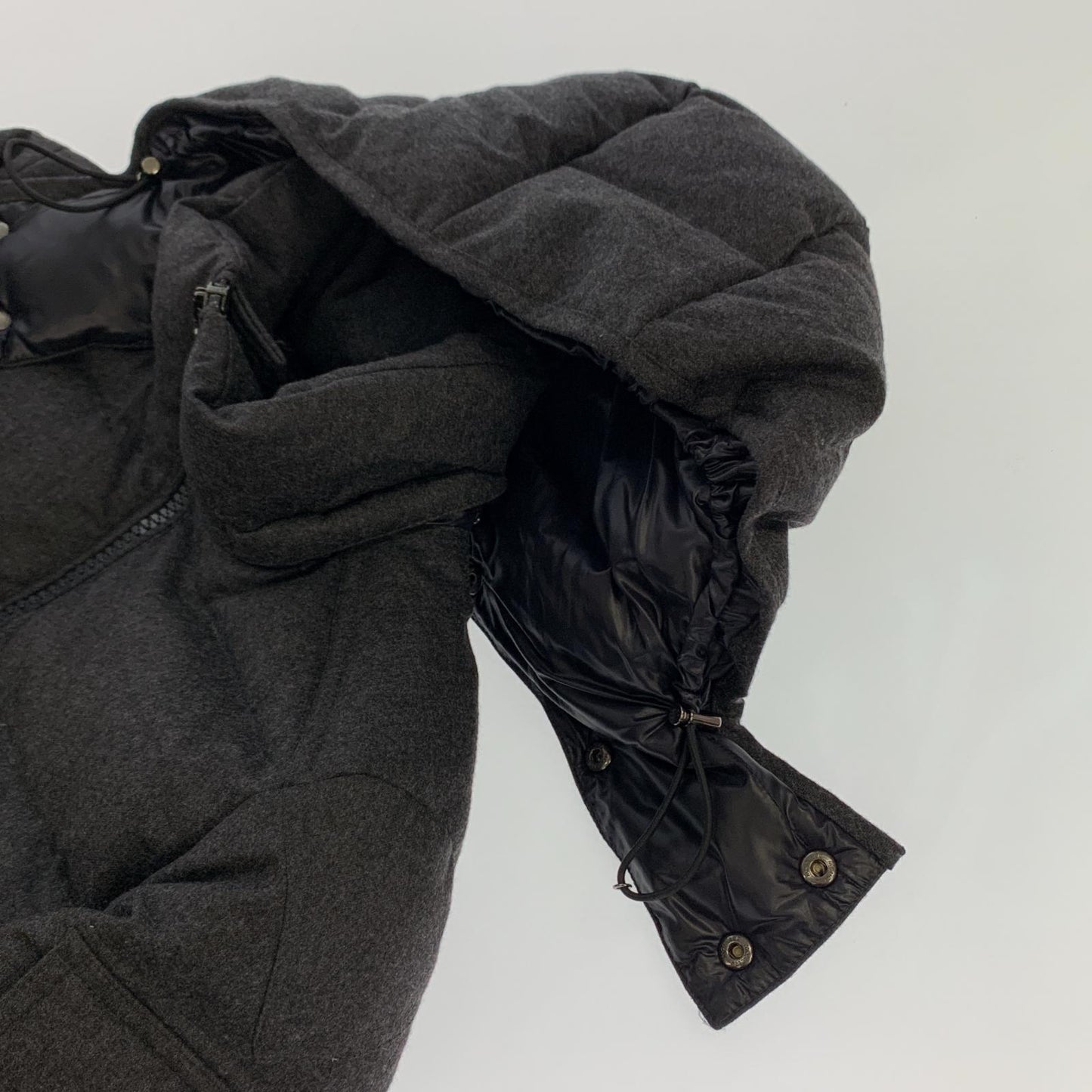 【中古】MONCLER | モンクレール MONTGENEVRE ダウンジャケット 32091403380554272 サイズ:0 国内正規品 グレー