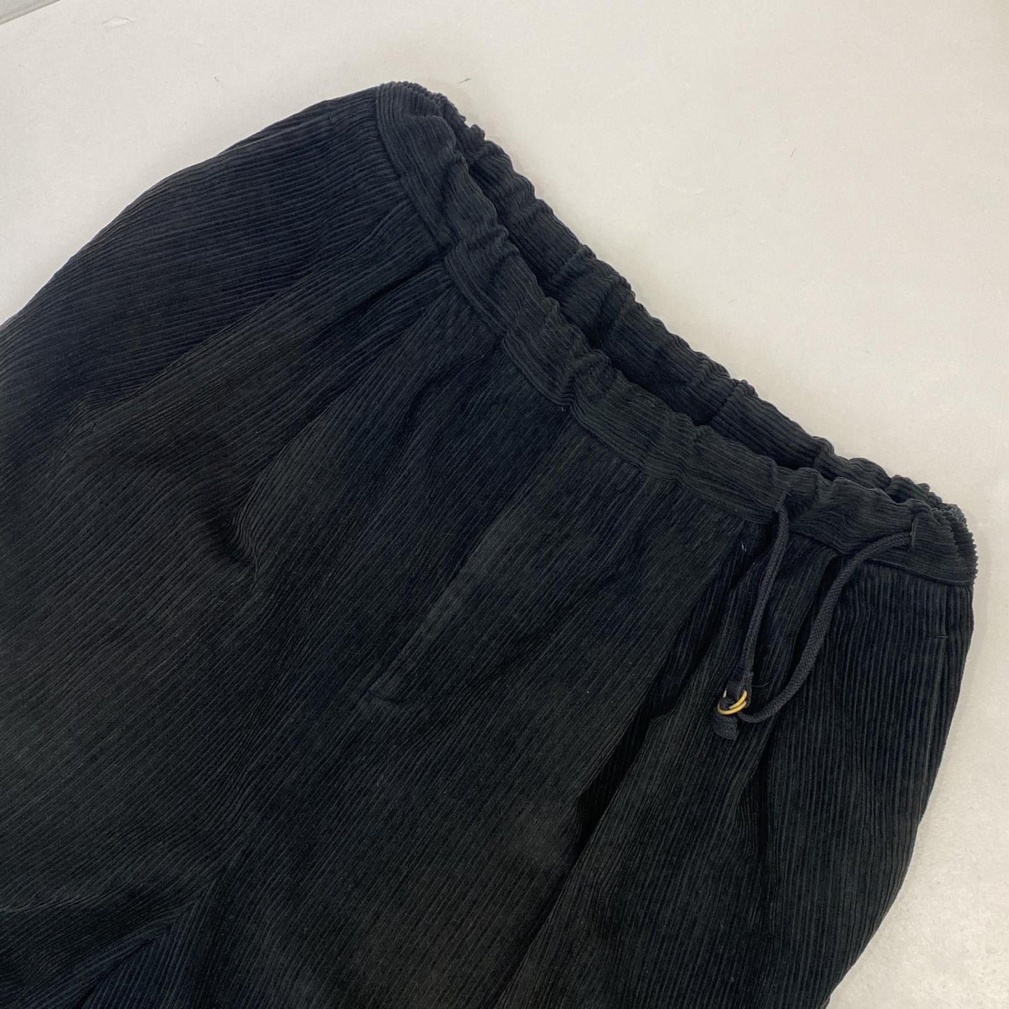 【中古】Dulcamara | ドゥルカマラ コーデュロイタックワイドパンツ パンツ ブラック サイズ:1
