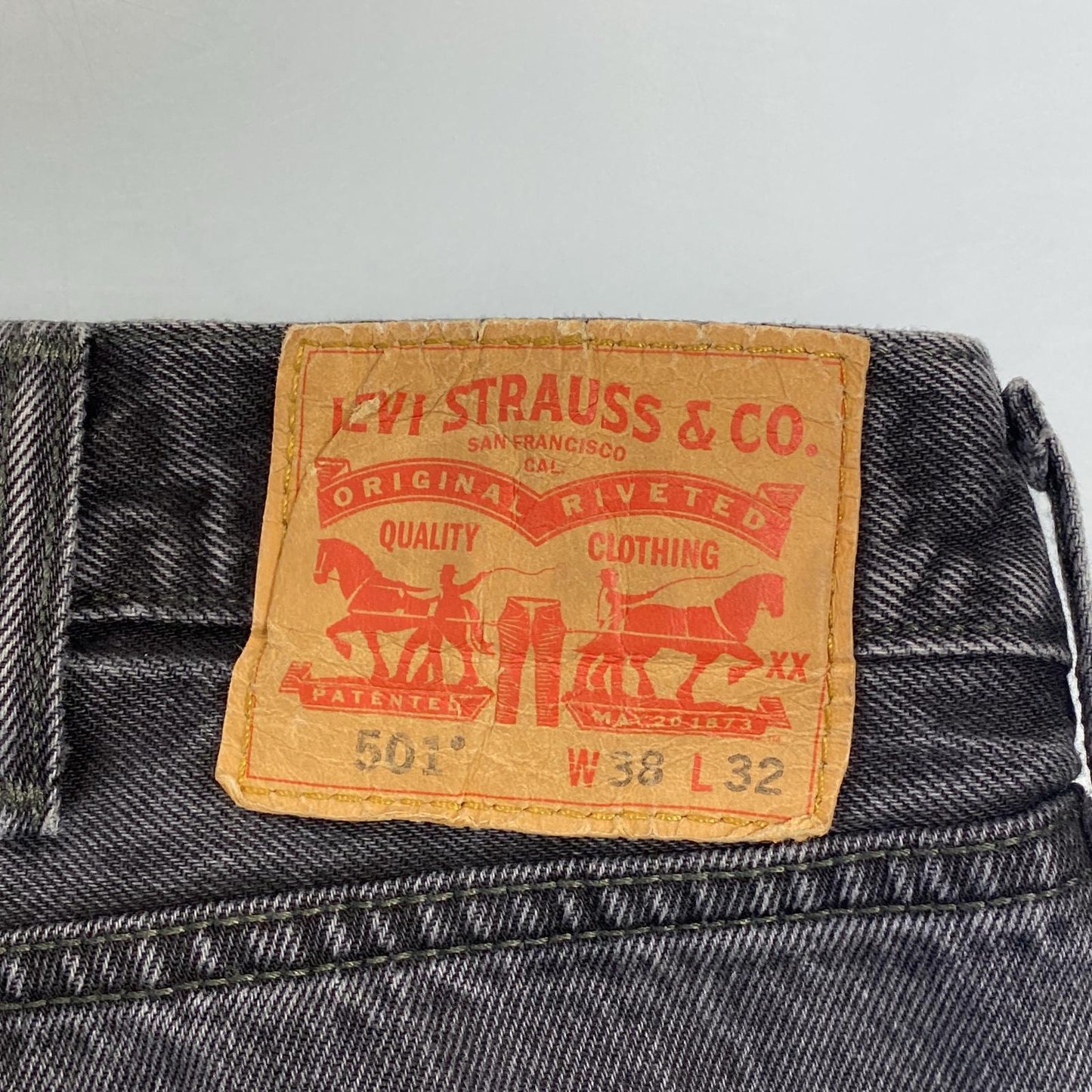 【中古】Levi's | リーバイス 501 デニムパンツ 年式:2012年製造 サイズ:W:38 ブラック