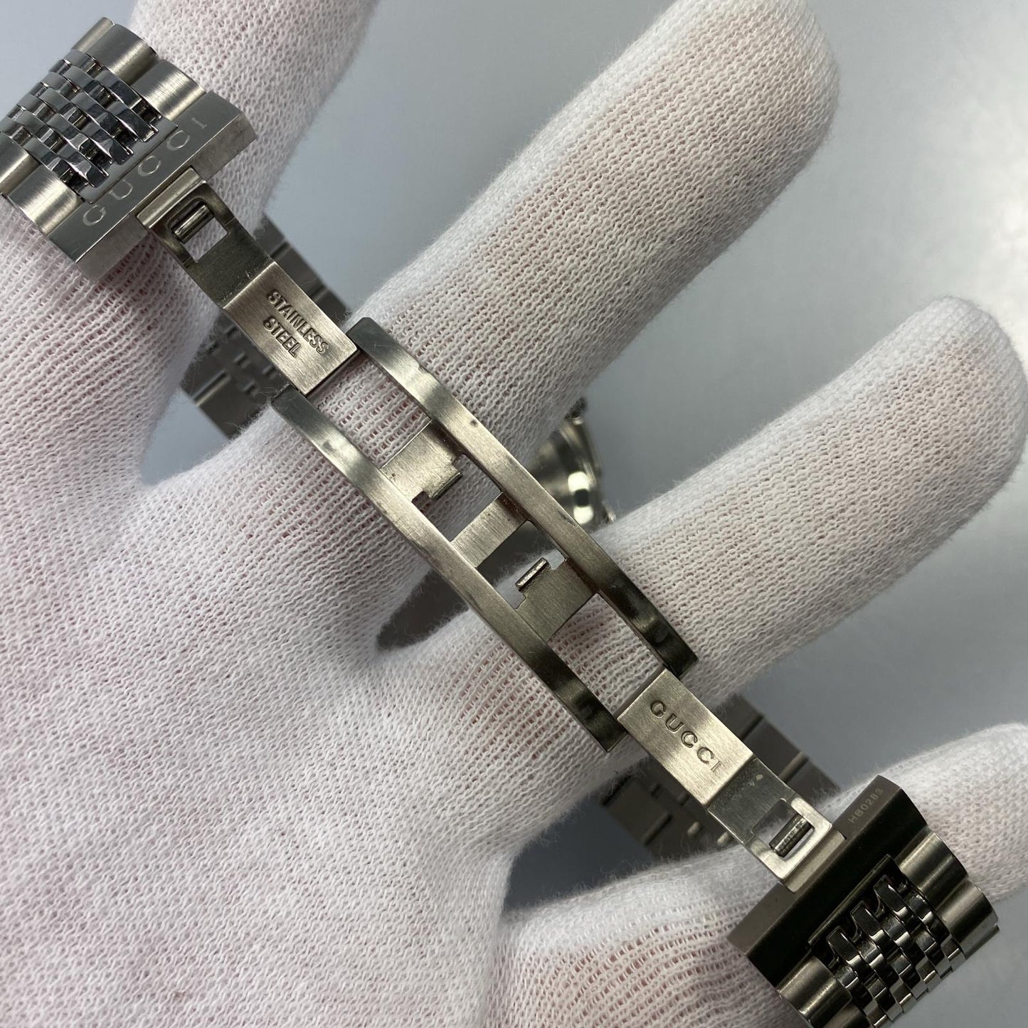 【中古】GUCCI | グッチ G-TIMELESS 腕時計 YA126406 シルバー