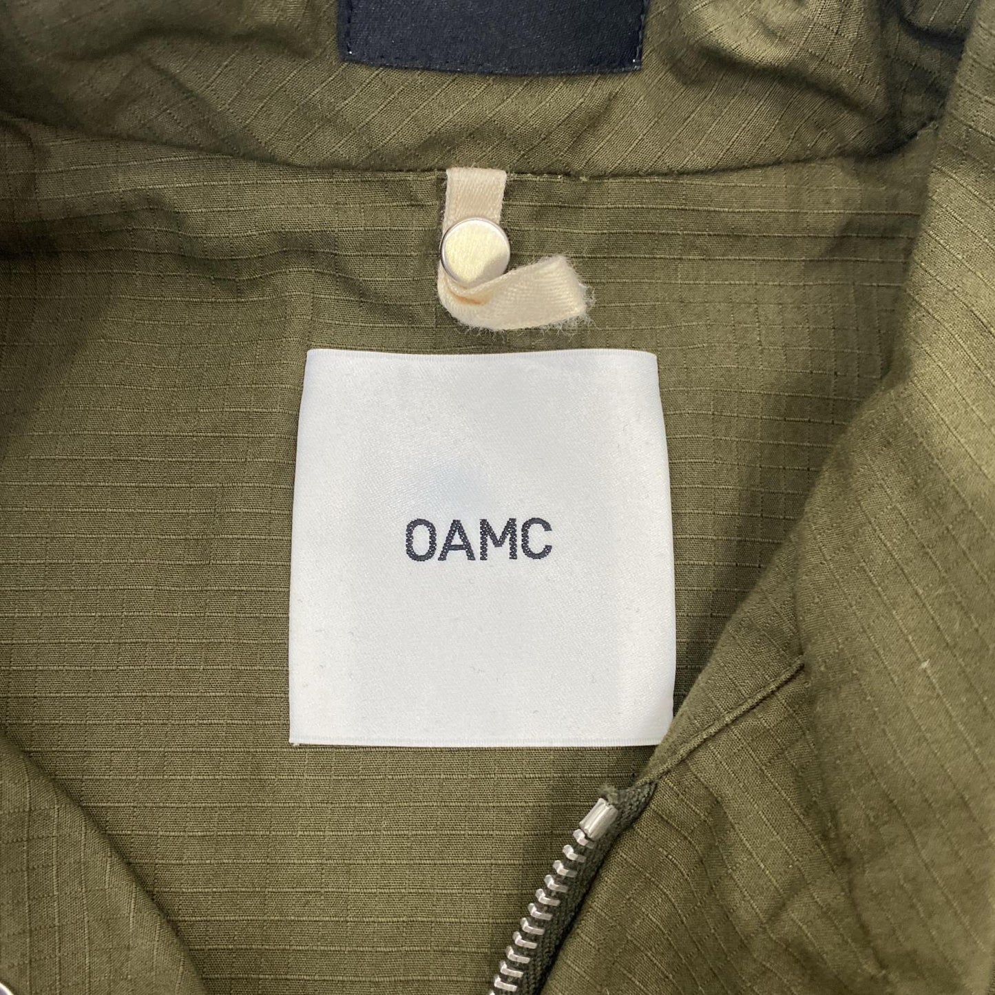 【中古】OAMC | オーエーエムシー BAKER JACKET ミリタリージャケット 24E28OAU63 カーキ サイズ:M