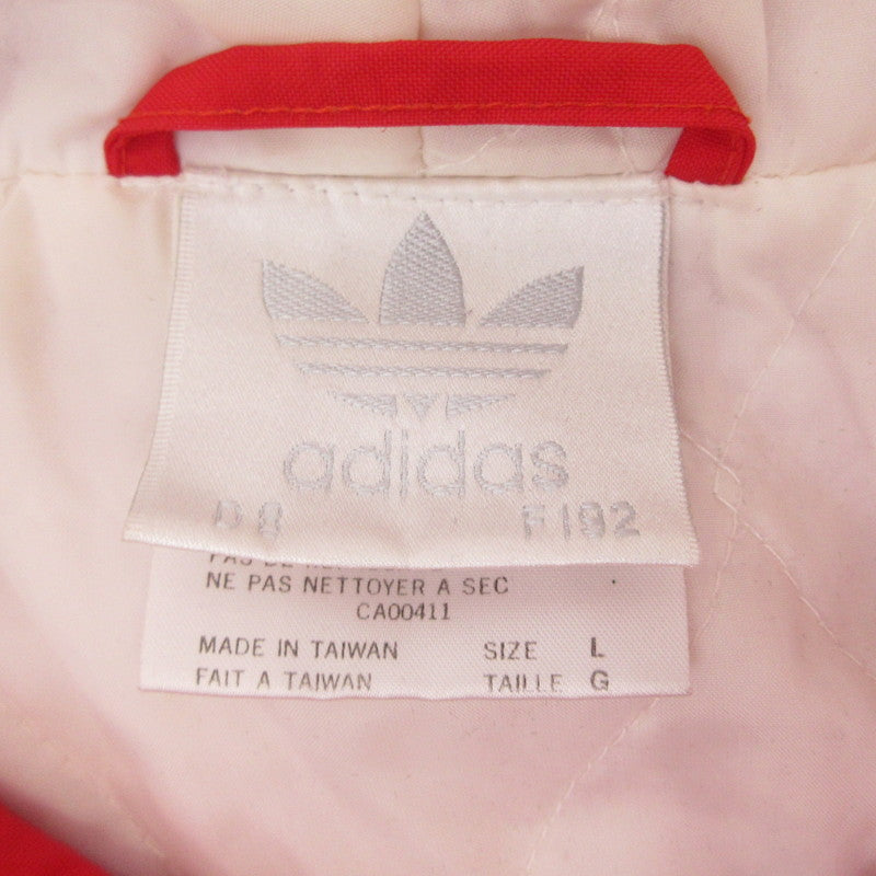 【中古】adidas | アディダス CocaCola刺繍 中綿ジャケット レッド サイズ:L