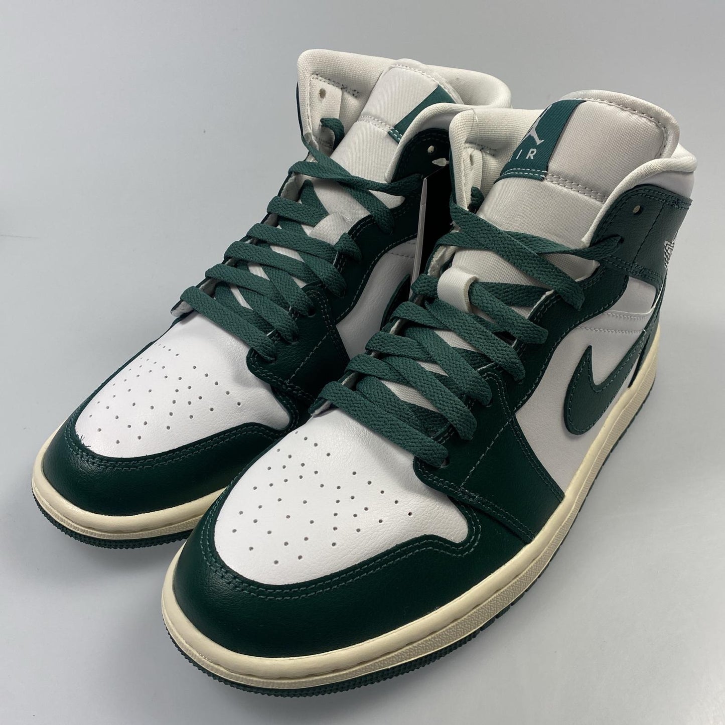 【中古】NIKE | ナイキ WMNS AIR JORDAN 1 MID スニーカー BQ6472-133 グリーン 27cm