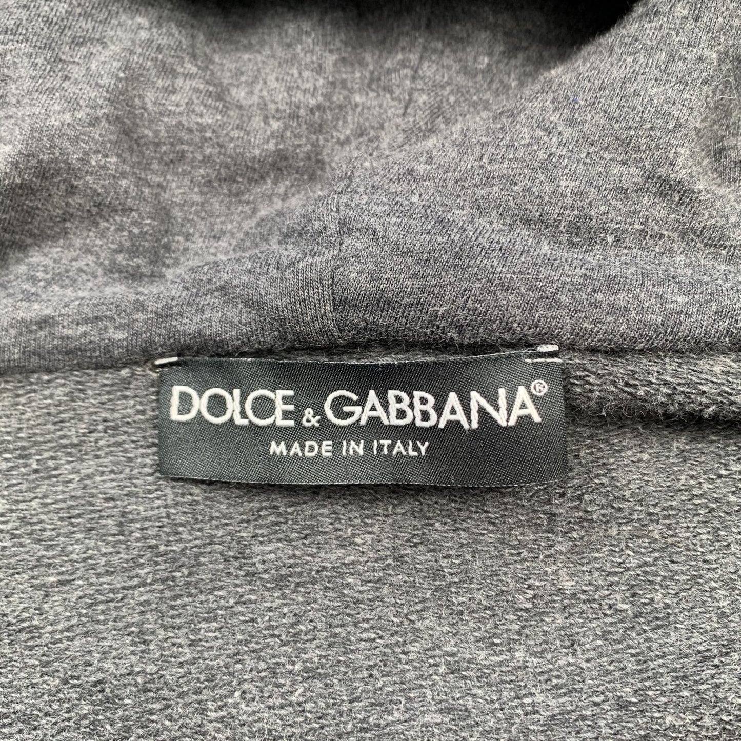 【中古】DOLCE & GABBANA | ドルチェアンドガッバーナ ロゴプレート パーカー G9CZ6T/G7ZXD グレー サイズ:46