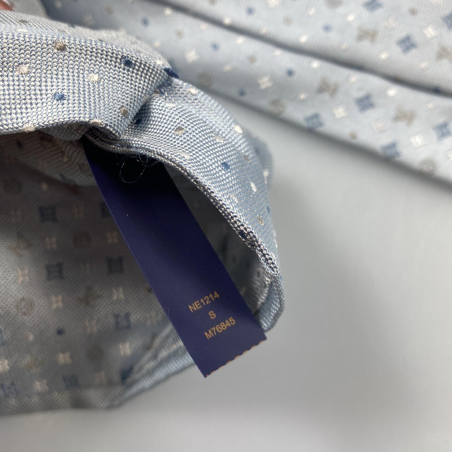 【中古】LOUIS VUITTON | ルイ・ヴィトン モノグラムグラディエントドッツ 8CM ネクタイ M76845 国内正規品