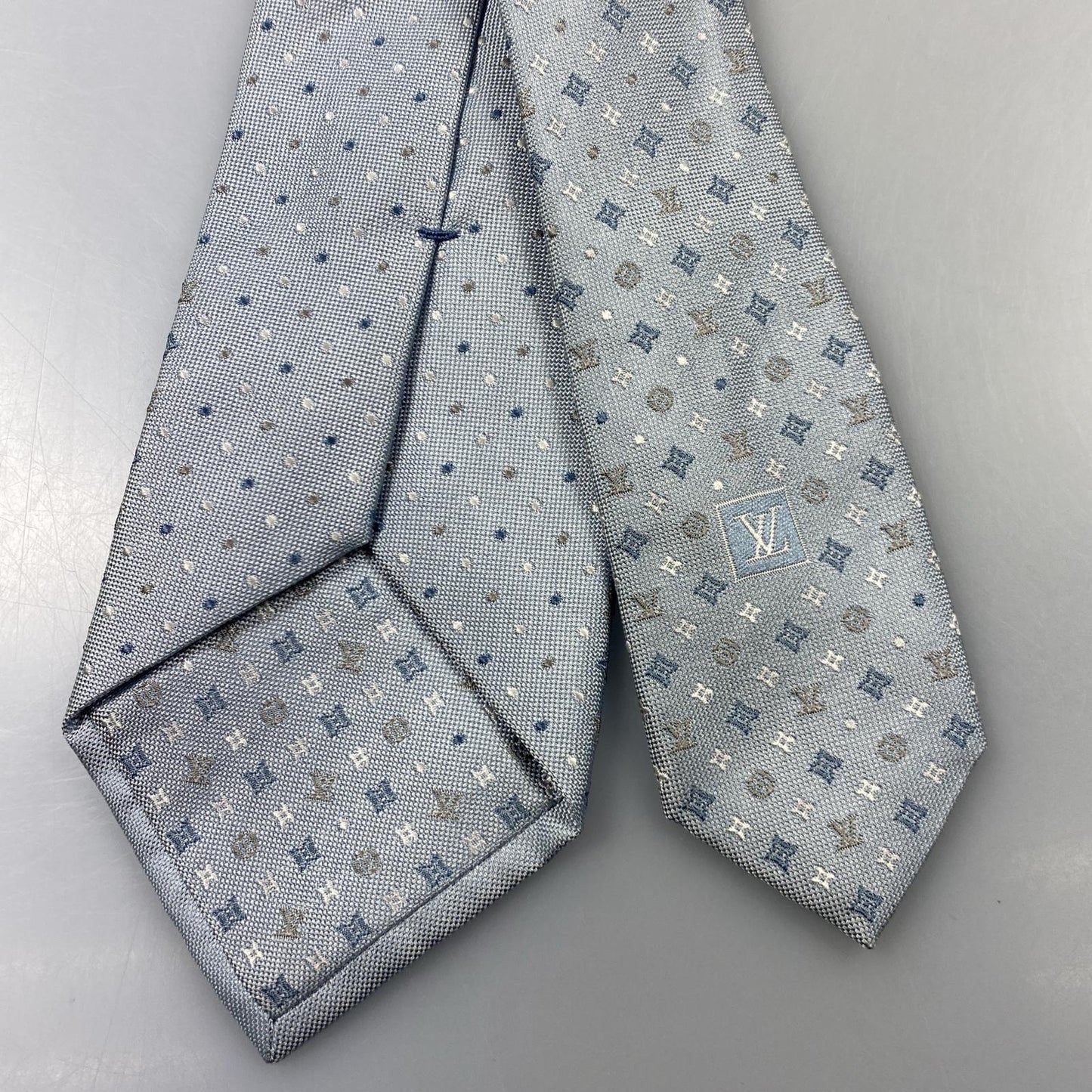 【中古】LOUIS VUITTON | ルイ・ヴィトン モノグラムグラディエントドッツ 8CM ネクタイ M76845 国内正規品