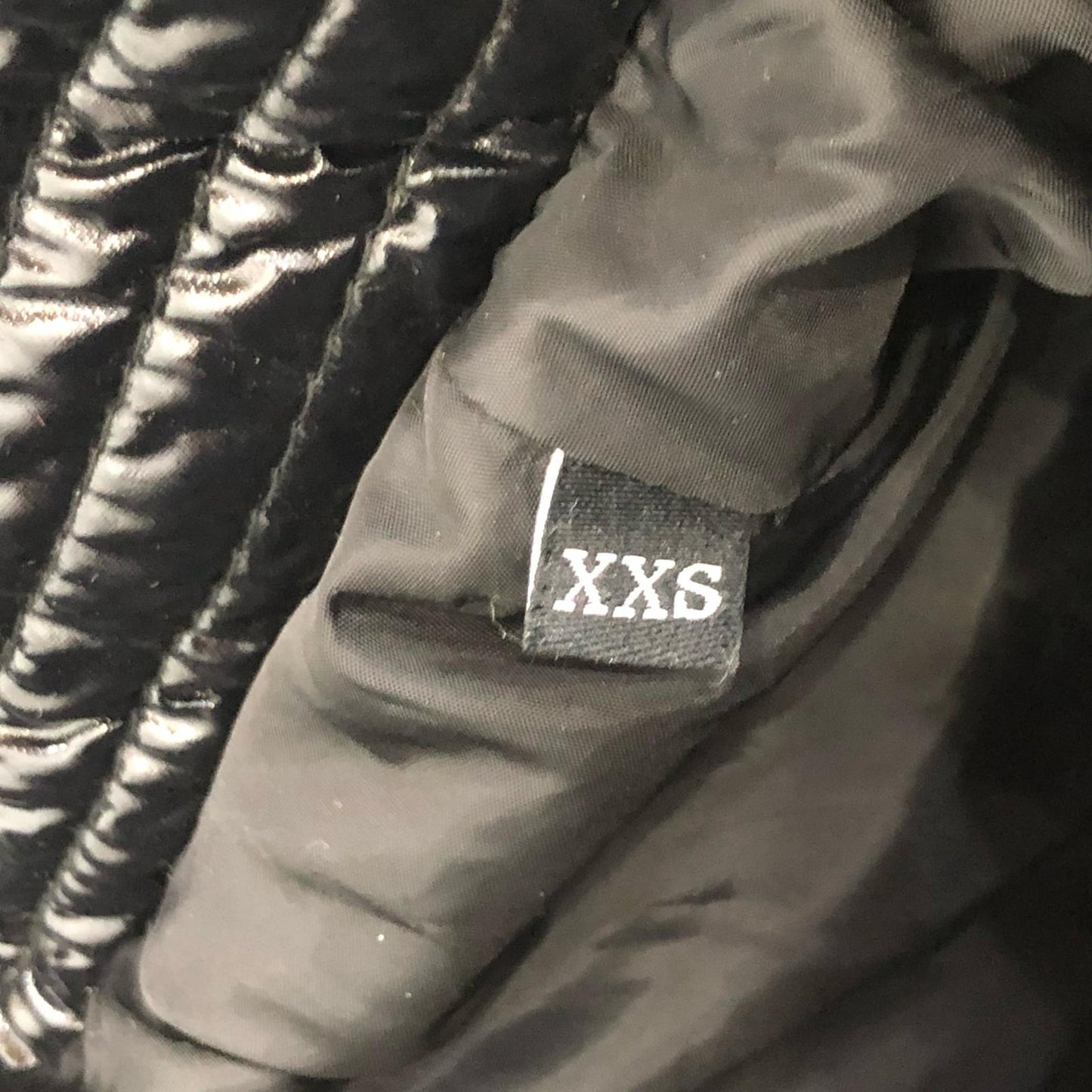 【中古】DIESEL | ディーゼル W-ALLA オーバーサイズ ダウンジャケット 00SXC10EAWM ブラック サイズ:XXS