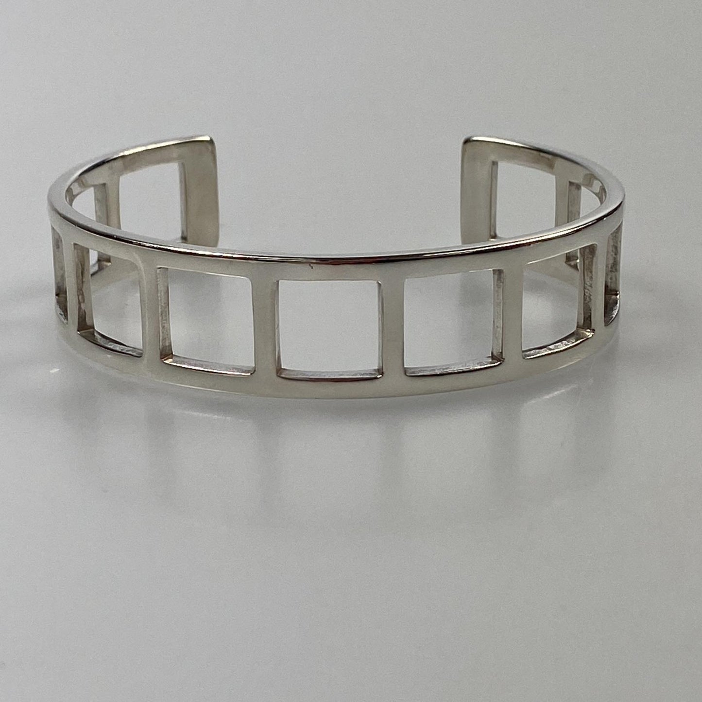 【中古】GUCCI | グッチ オープンスクエアバングル ブレスレット