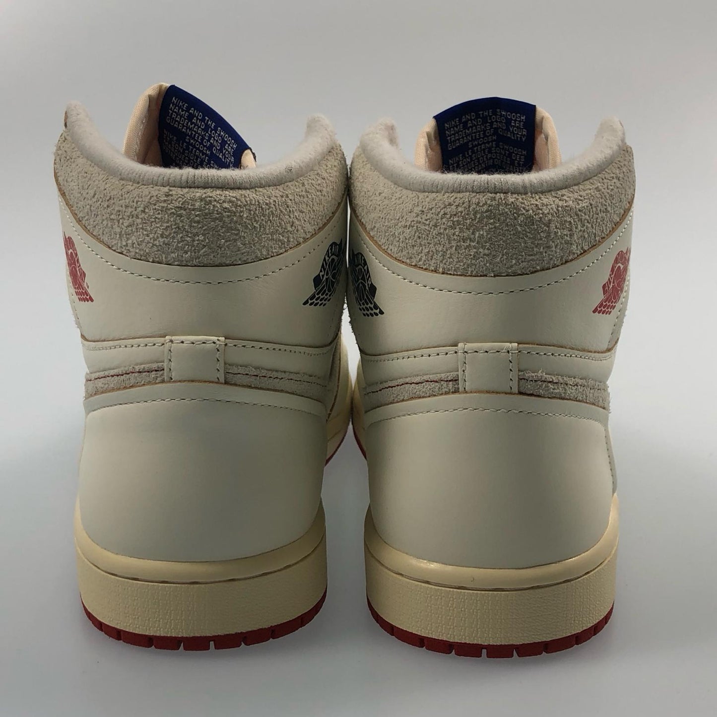 【中古】NIKE | ナイキ WMNS AIR JORDAN 1 HIGH OG RARE AIR CINNABAR スニーカー DB4612-100 アイボリー 26.5cm