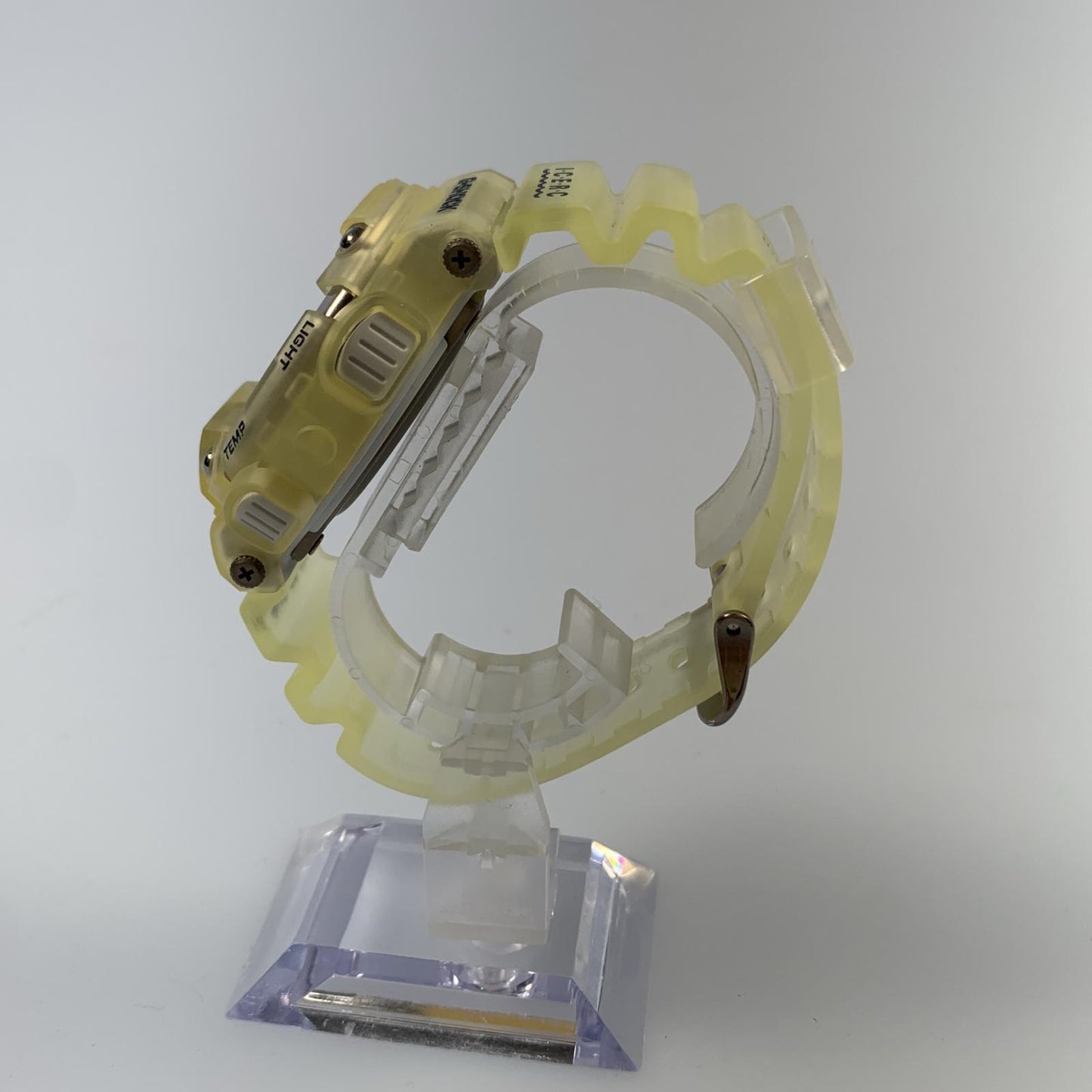 【中古】G-SHOCK | ジーショック FISHERMAN 第7回国際イルカクジラ記念 腕時計 DW-8600KJ-2T その他