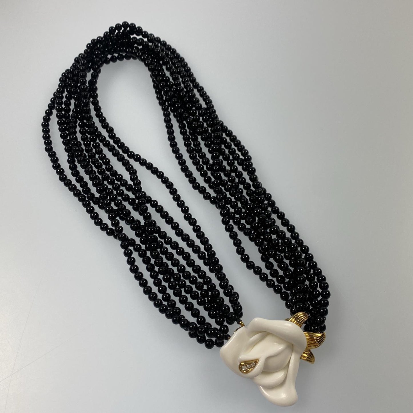 【中古】 白薔薇/8連 ネックレス ブラック