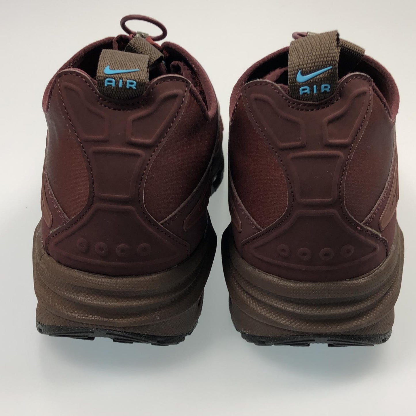 【中古】NIKE | ナイキ AIR MAX SNDR スニーカー HQ4189-600 ブラウン 30cm