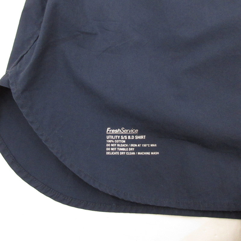 【中古】FreshService | フレッシュサービス UTILITY B.D SHIRT 半袖シャツ FSW-23-SH 011 サイズ:F ネイビー