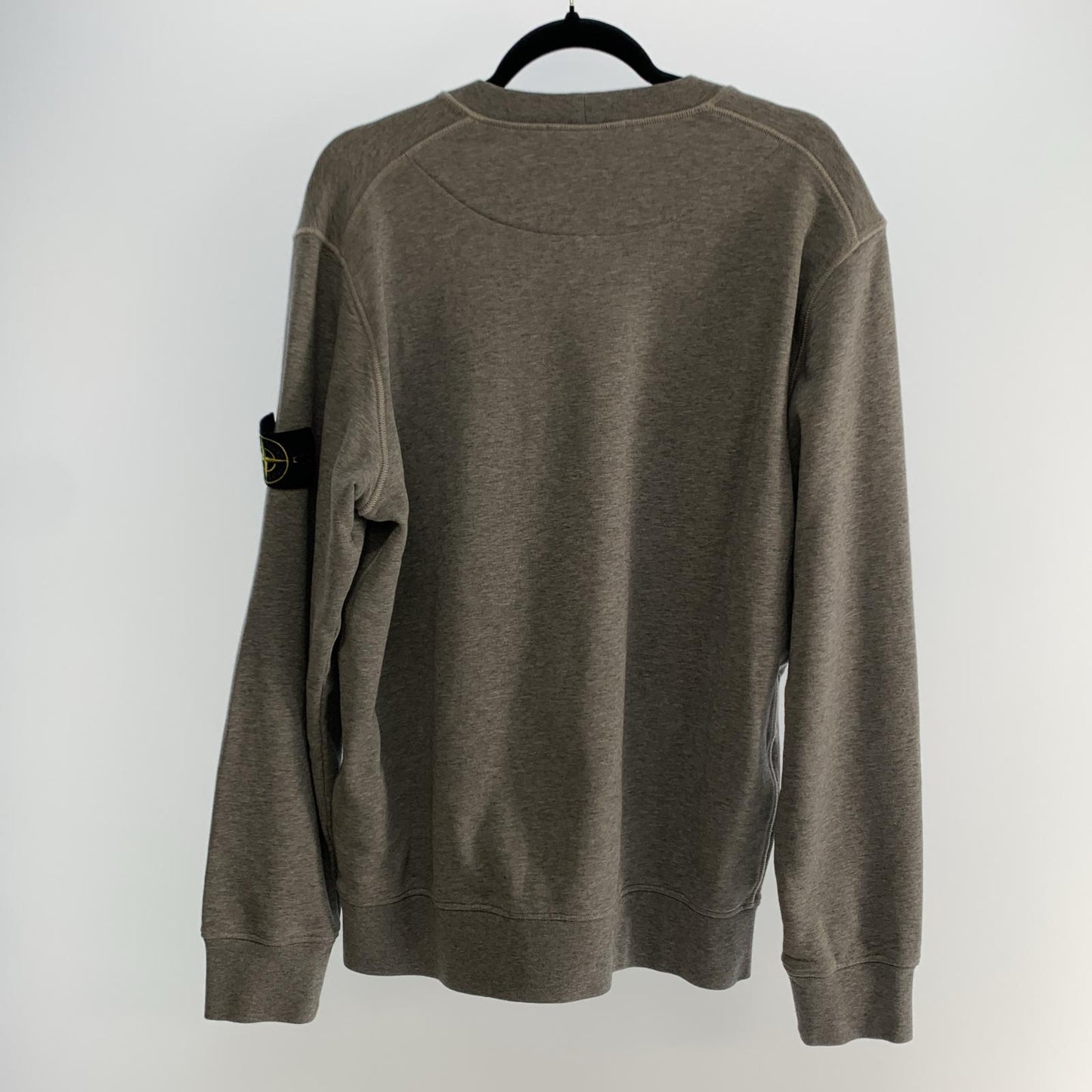 【中古】STONE ISLAND | ストーンアイランド ORGANIC COTTON FLEECE スウェット 6100044 国内正規品 2025S/S グレー サイズ:XL