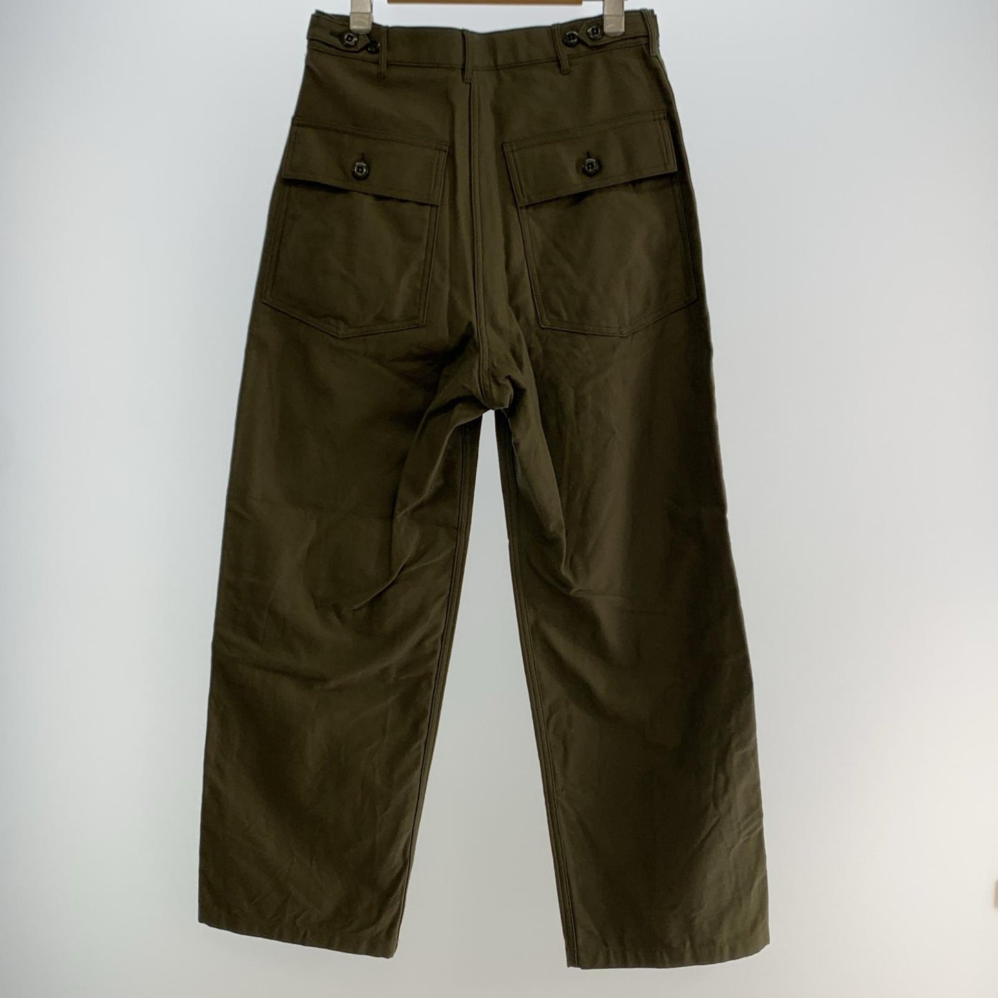 【中古】HYKE | ハイク BACK SATIN BAKER PANTS パンツ 13317 2025S/S オリーブ サイズ:4