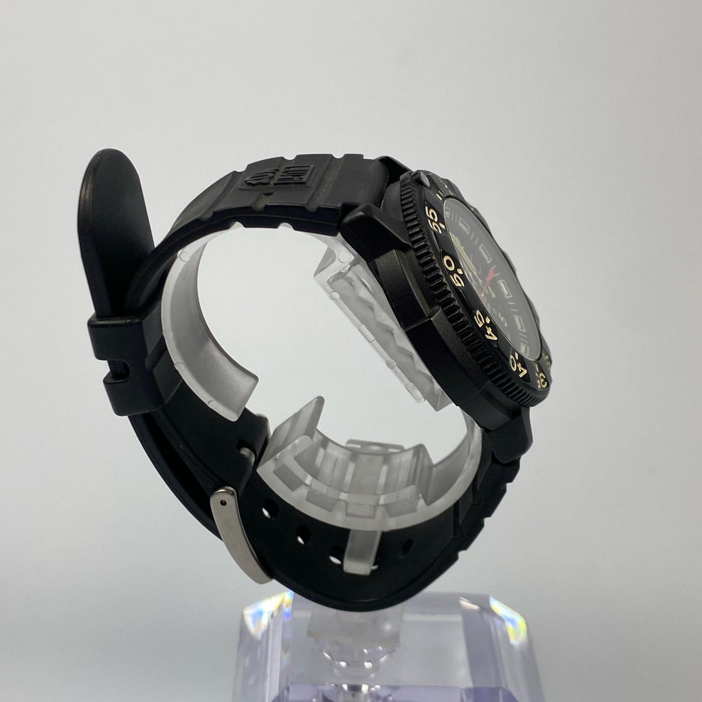 【中古】LUMINOX | ルミノックス REDHAND SERIES 腕時計 3001RH.JL アナログクォーツ ブラック